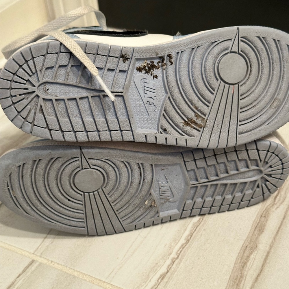 Youth Nike Air Jordan 1 Mid "Ice Blue" Size 2Y - Picture 6 of 7